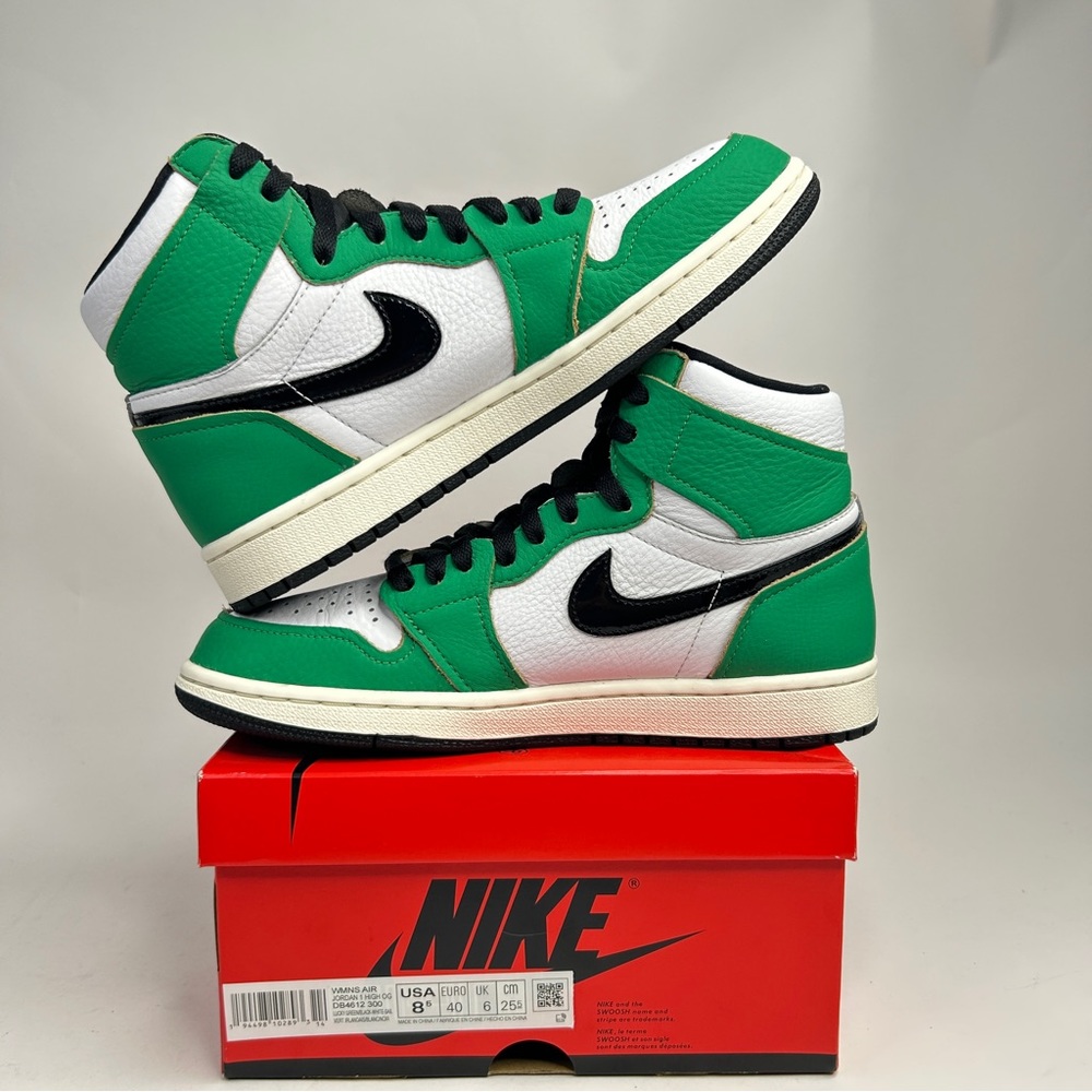 Nike Air Jordan 1 Retro High OG WMNS “Lucky Green” 2023 - Picture 3 of 7